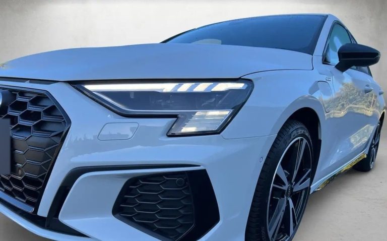 Audi A3 Sportback 45 TFSI e S line S tronic - photo 4