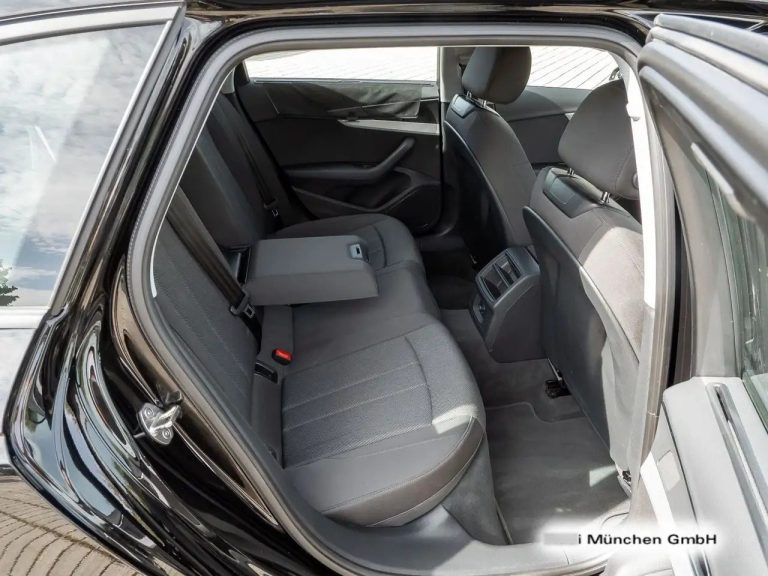 Audi A4 Avant 40 TFSI S tronic Advanced - photo 11