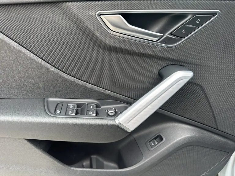 Audi Q2 35 TDI quattro S line - photo 14