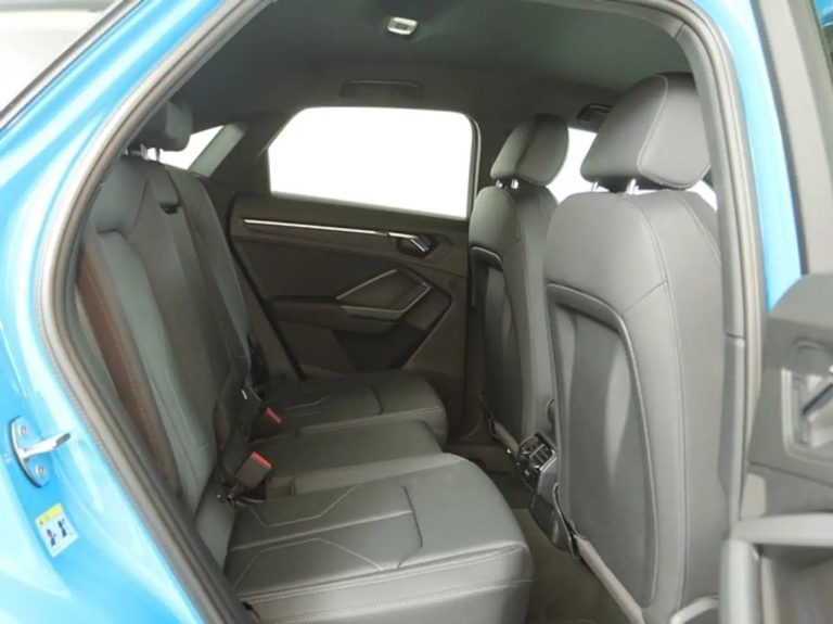 Audi Q3 Sportback 45 TFSI e S line - photo 11