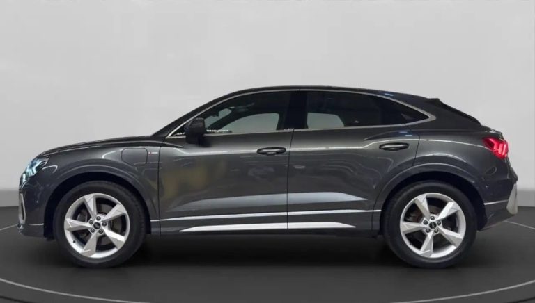 Audi Q3 Sportback 45 TFSI e S line - photo 3