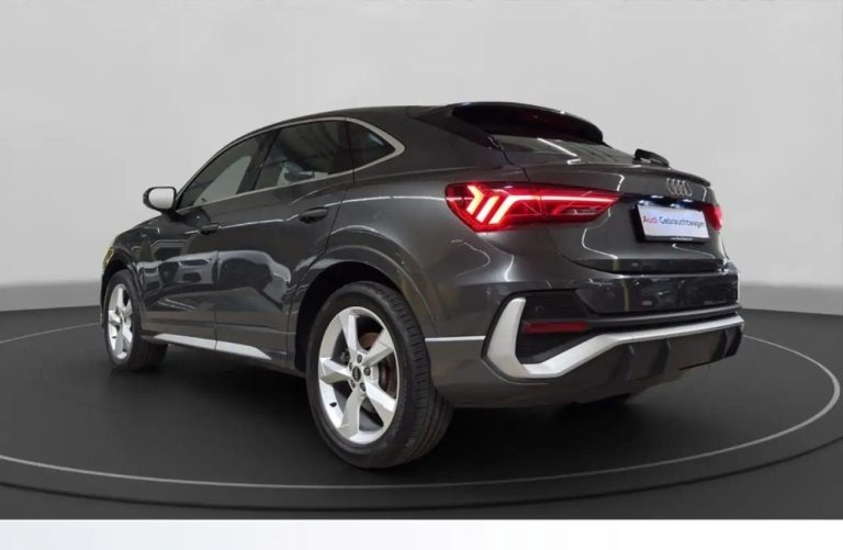 Audi Q3 Sportback 45 TFSI e S line - photo 4