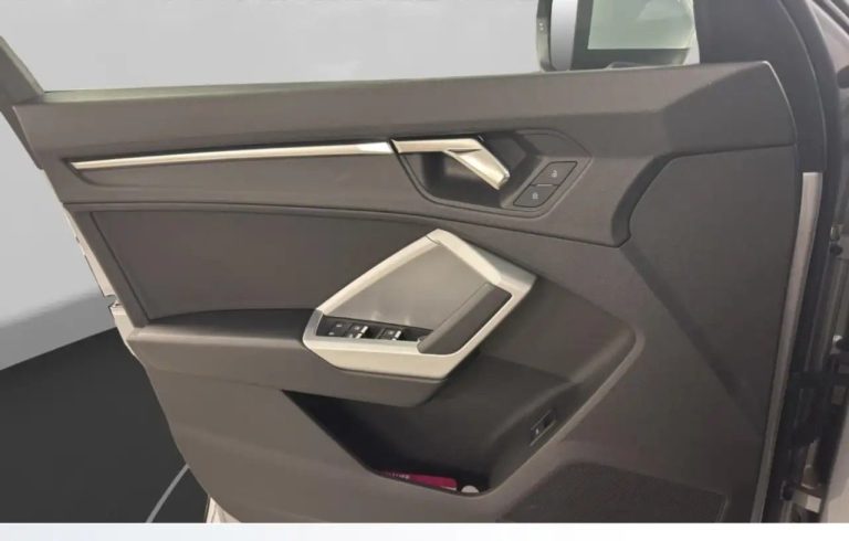 Audi Q3 Sportback 35 TFSI - photo 12