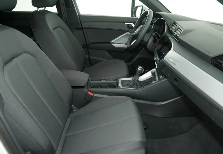 Audi Q3 35 TFSI S line S tronic - photo 4