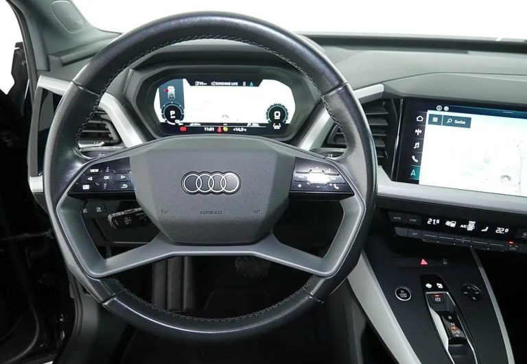 Audi Q4 e-tron 40 e-tron S line - photo 9