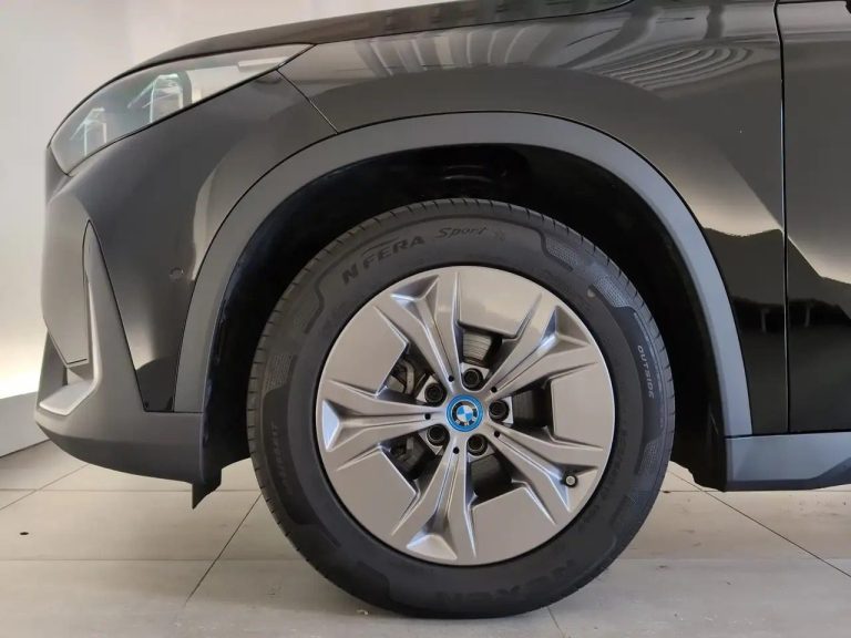 BMW iX1 eDrive20 - photo 10