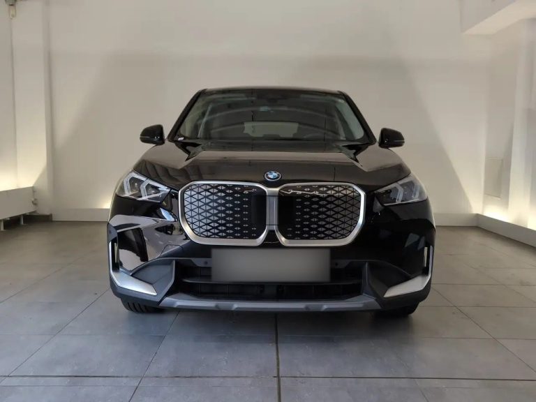 BMW iX1 eDrive20 - photo 2