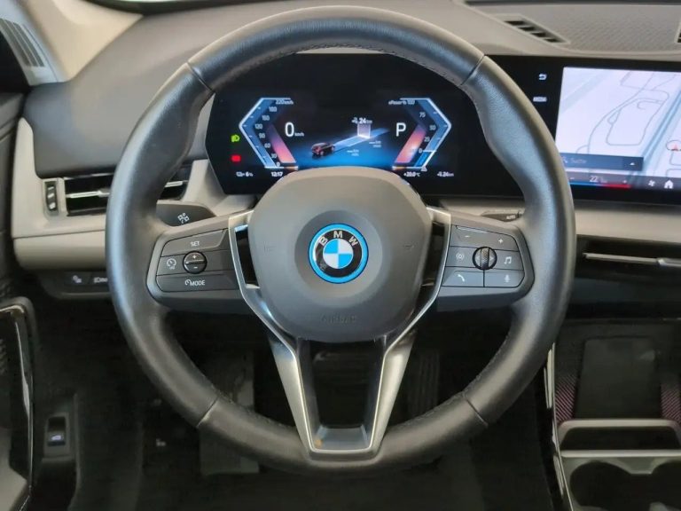 BMW iX1 eDrive20 - photo 5