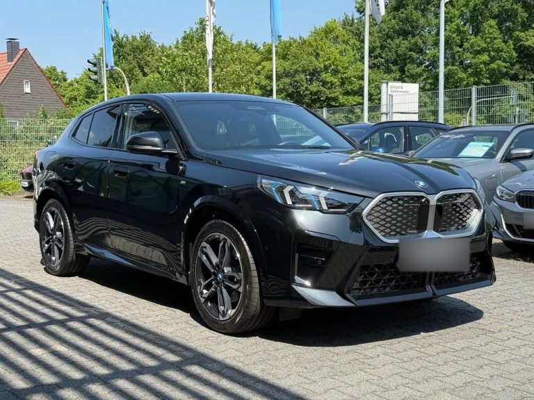 BMW iX2 xDrive30 M Sport