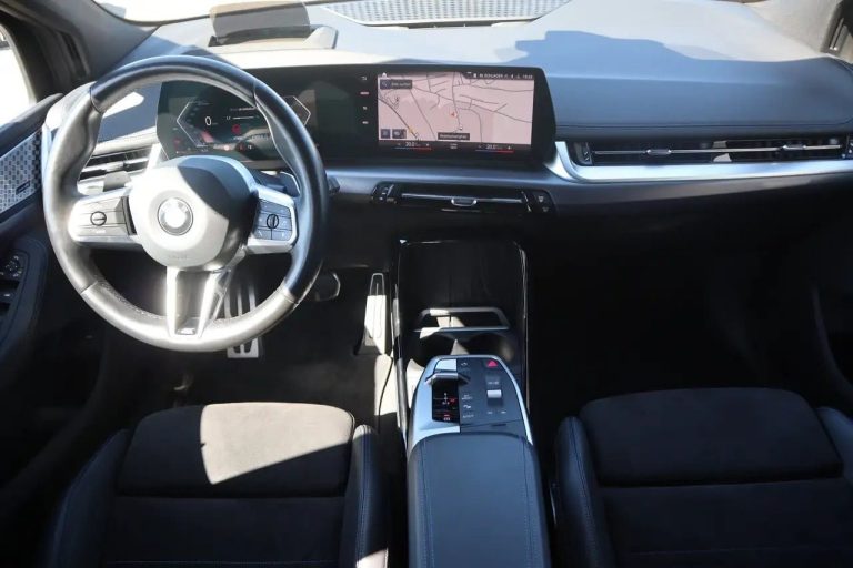 BMW Série 2 Active Tourer 223i M Sport - photo 7