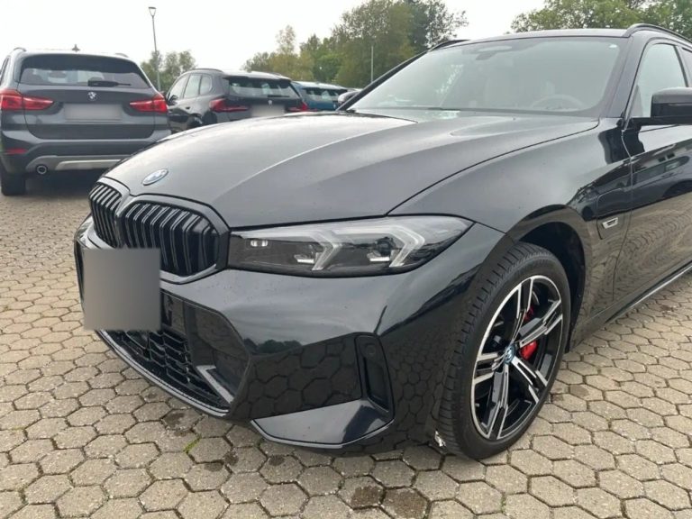 BMW Série 3 330e xDrive Touring M Sport