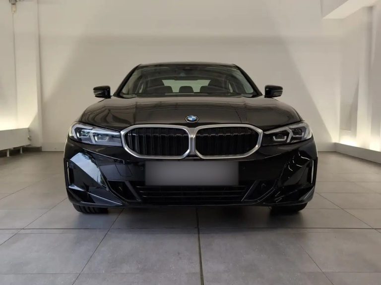 BMW Série 3 320d Berline - photo 2