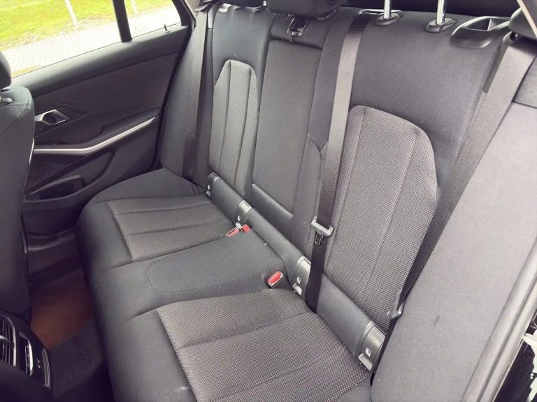 BMW Série 3 320i Touring - photo 8
