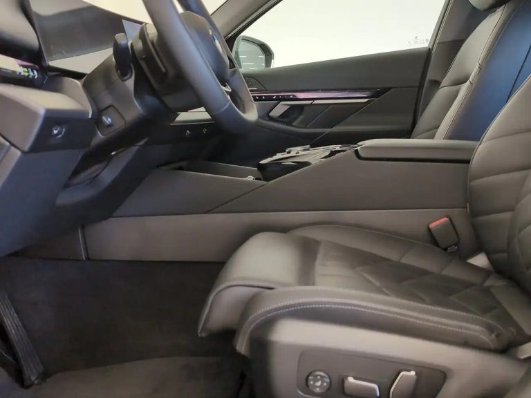 BMW Série 5 550e xDrive Berline - photo 3