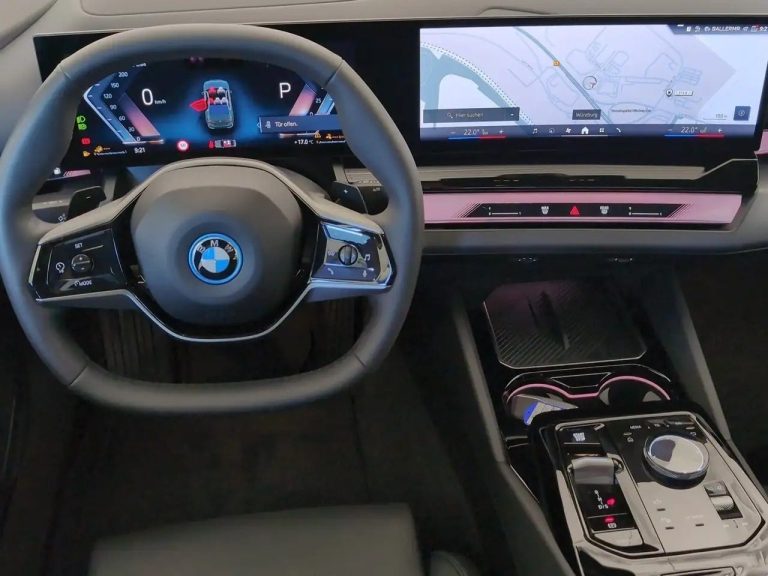 BMW Série 5 550e xDrive Berline - photo 7