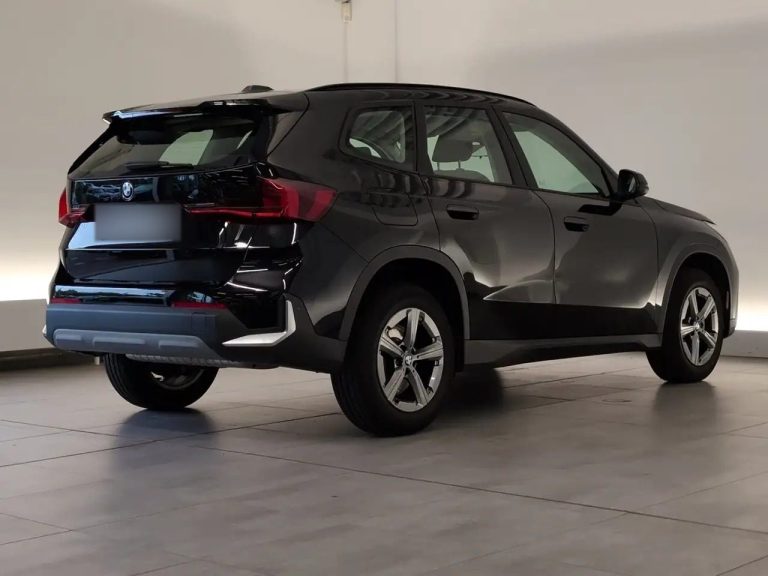 BMW X1 sDrive18i - photo 3