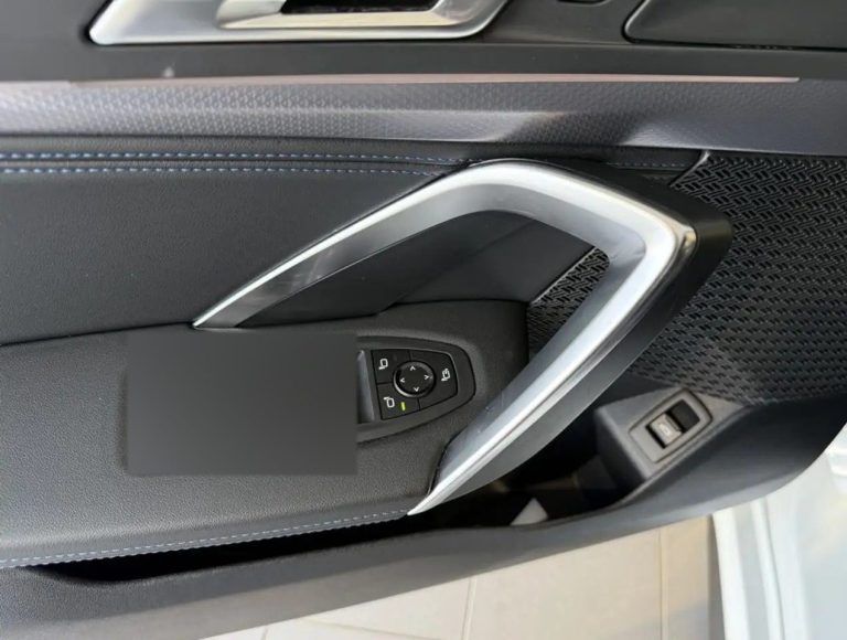 BMW X1 xDrive25e M Sport - photo 17