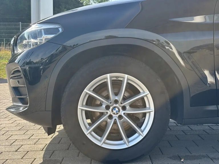 BMW X4 xDrive20i - photo 3