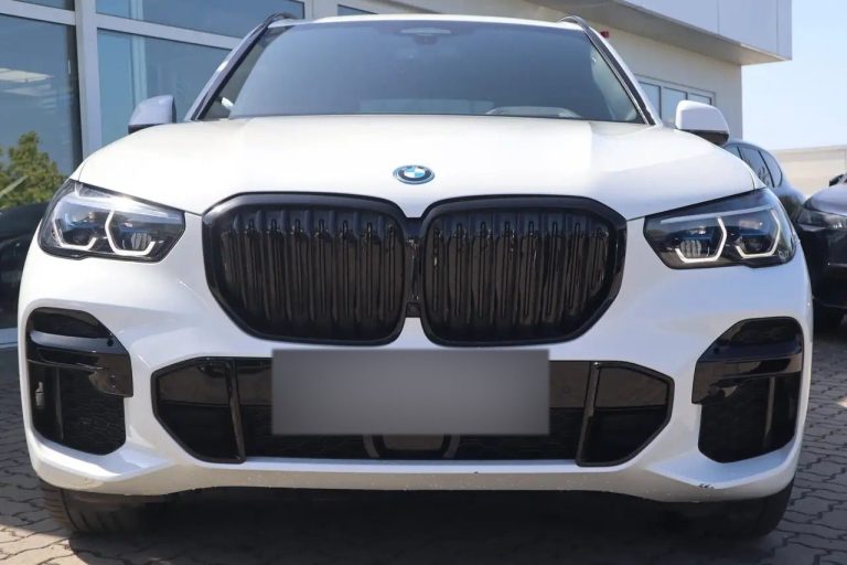 BMW X5 xDrive45e M Sport - photo 2