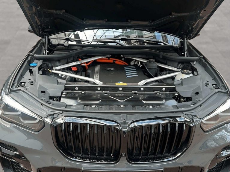 BMW X5 xDrive45e M Sport - photo 16