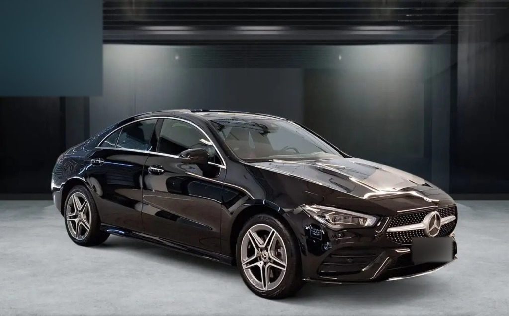 Mercedes-Benz CLA 250 e Coupé AMG Line