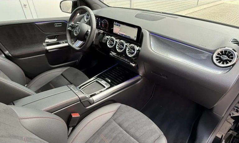 Mercedes-Benz Classe B 180 AMG Line - photo 7