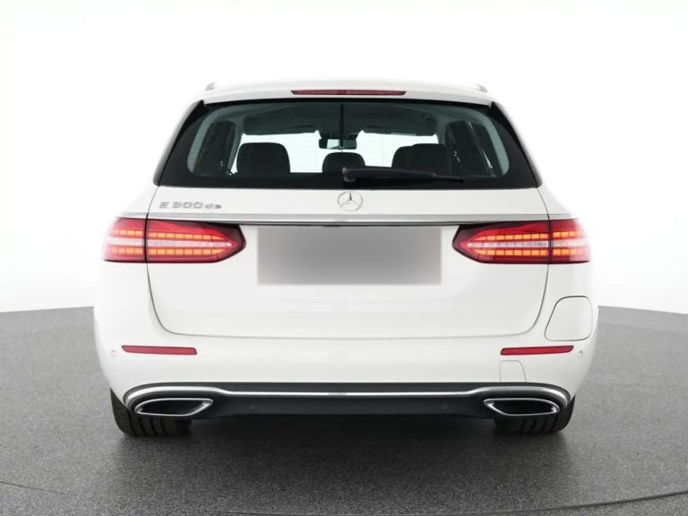 Mercedes-Benz Classe E 300 de Break Avantgarde - photo 4
