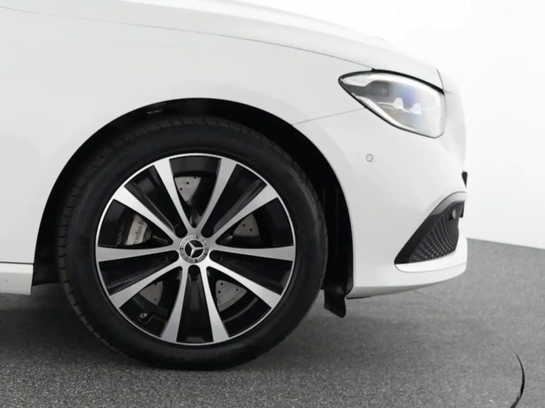Mercedes-Benz Classe E 300 de Break Avantgarde - photo 6