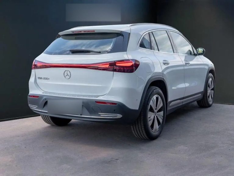 Mercedes-Benz EQA 250+ Progressive - photo 3