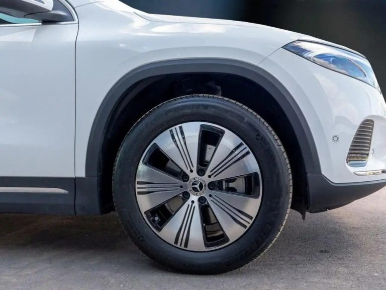 Mercedes-Benz EQA 250+ Progressive - photo 5