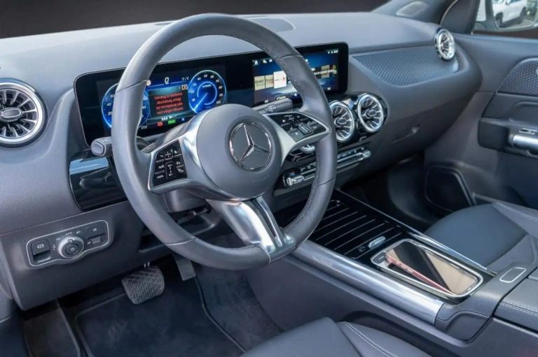 Mercedes-Benz EQA 250+ Progressive - photo 6