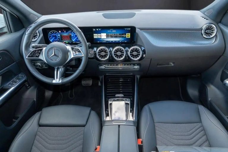 Mercedes-Benz EQA 250+ Progressive - photo 7