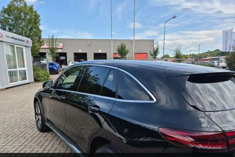 Mercedes-Benz EQC 400 4MATIC - photo 15