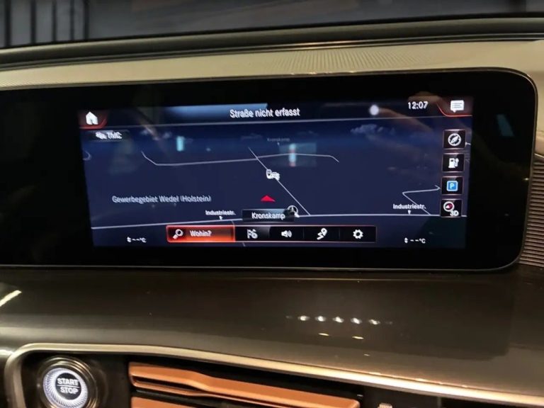 Mercedes-Benz EQC 400 4MATIC - photo 16