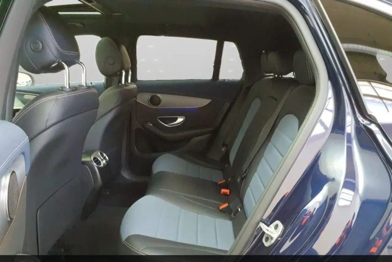 Mercedes-Benz EQC 400 4MATIC - photo 9