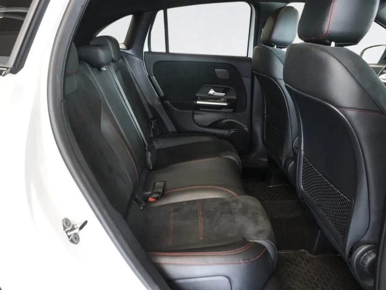 Mercedes-Benz GLA 250 e AMG Line - photo 6