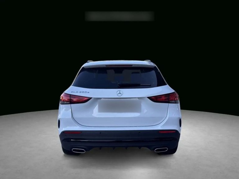 Mercedes-Benz GLA 250 e AMG Line - photo 6
