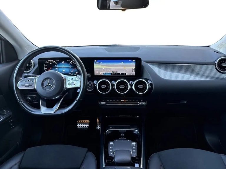 Mercedes-Benz GLA 250 e AMG Line - photo 8