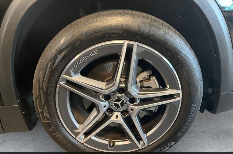 Mercedes-Benz GLA 250 e AMG Line - photo 15