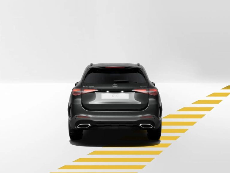 Mercedes-Benz GLC 300 e 4MATIC AMG Line Advanced - photo 6