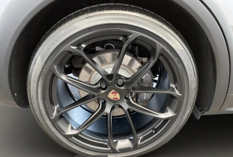 Porsche Cayenne E-Hybrid Coupé - photo 10
