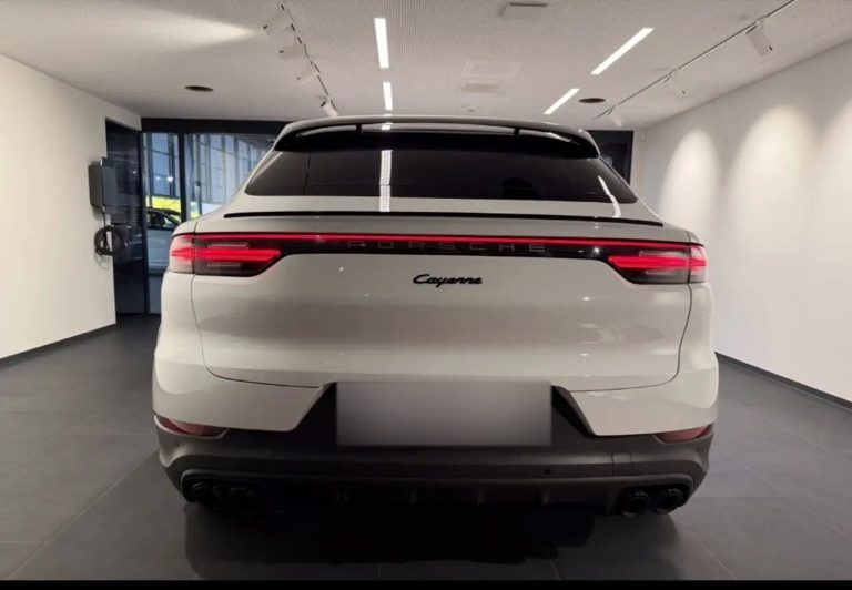 Porsche Cayenne E-Hybrid Coupé Platinum Edition - photo 4