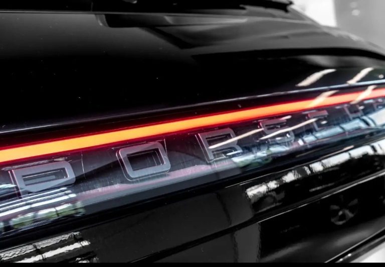 Porsche Cayenne S Platinum Edition - photo 13