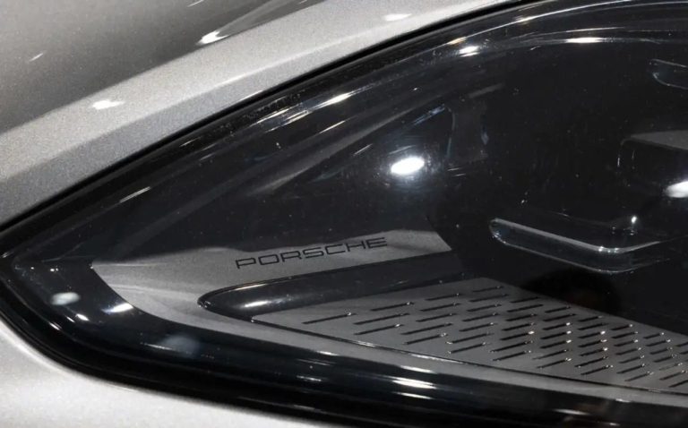 Porsche Cayenne E-Hybrid - photo 18