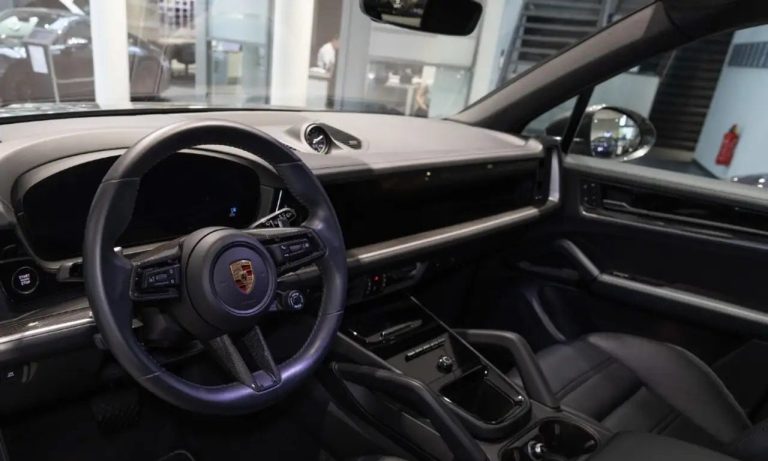 Porsche Cayenne E-Hybrid - photo 4