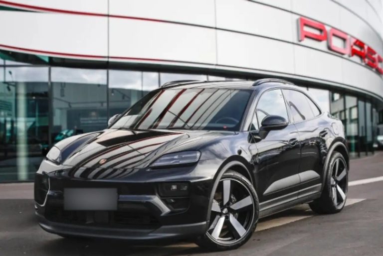 Porsche Macan 4