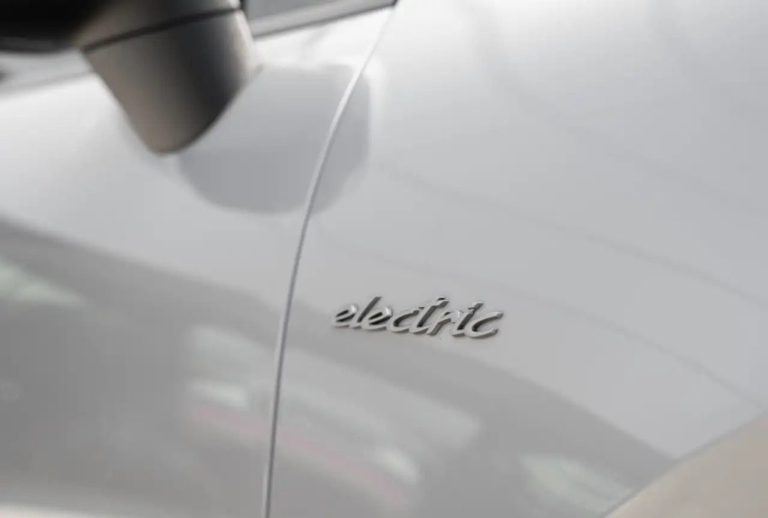 Porsche Macan 4 - photo 18