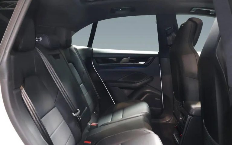 Porsche Macan 4 - photo 8