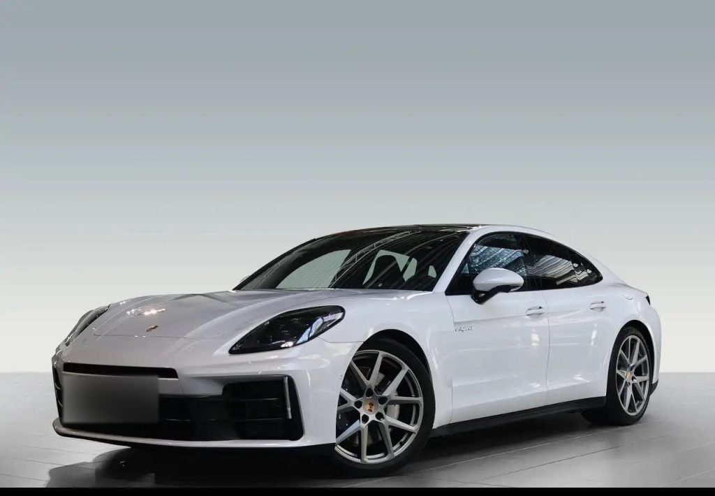 Porsche Panamera 4 E-Hybrid