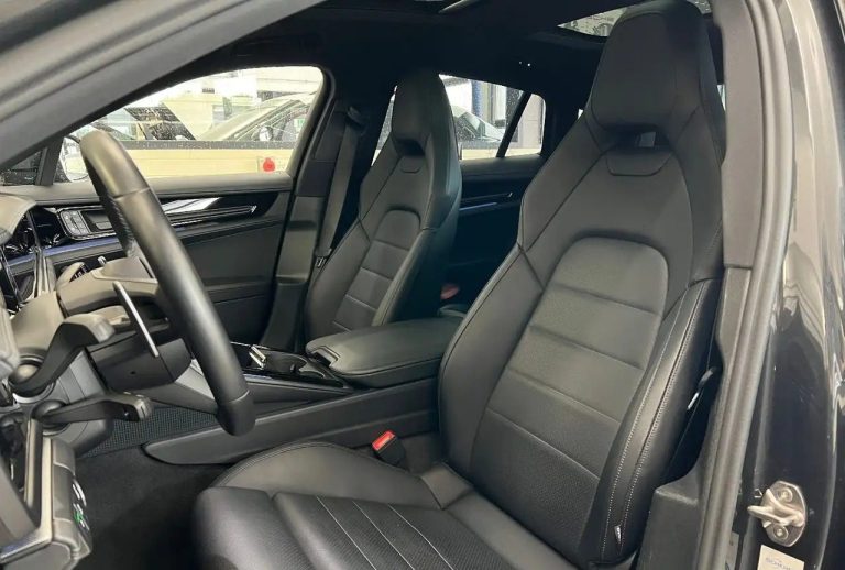 Porsche Panamera 4 E-Hybrid - photo 11